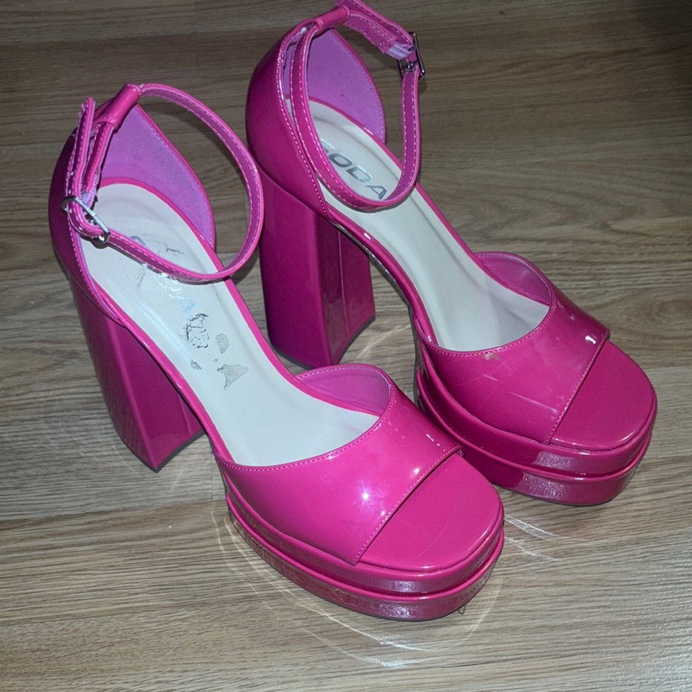 SODA‎ Platform Heels Hot Pink Ankle Strap Chunky Block Heel Women's Shoes